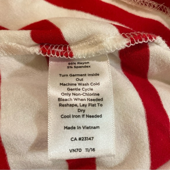 Talbots Blouse Women size Large Red & White Striped Bell Short Sleeve Shirt - Picture 5 of 5